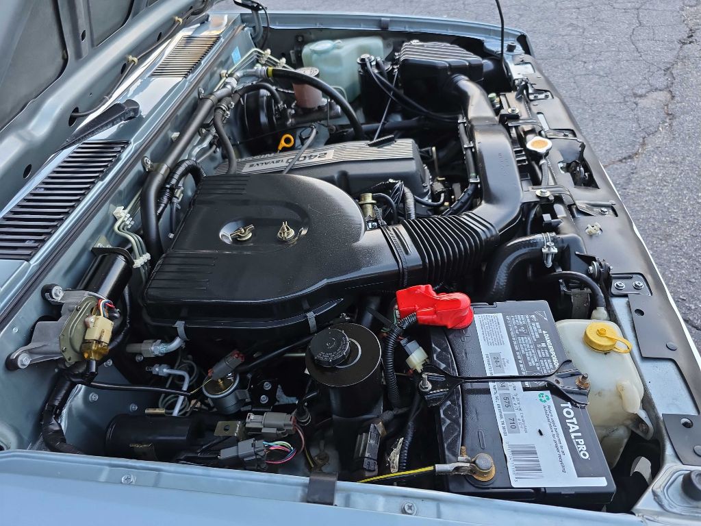 1993 Nissan Truck Image 39