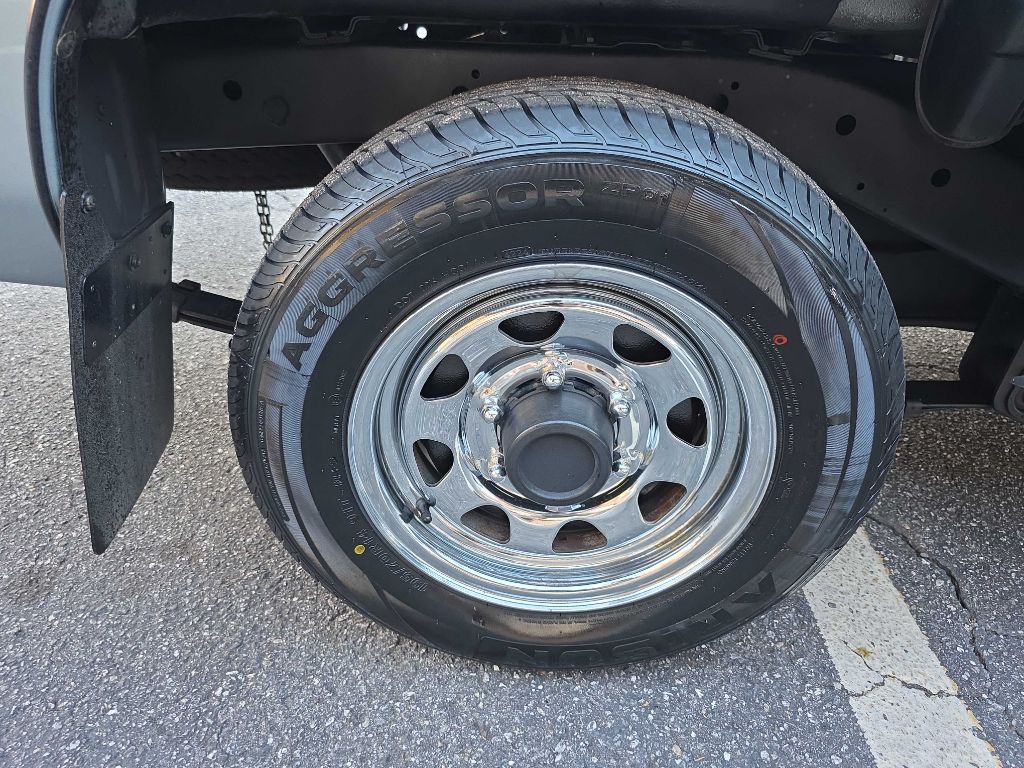 1993 Nissan Truck Image 42