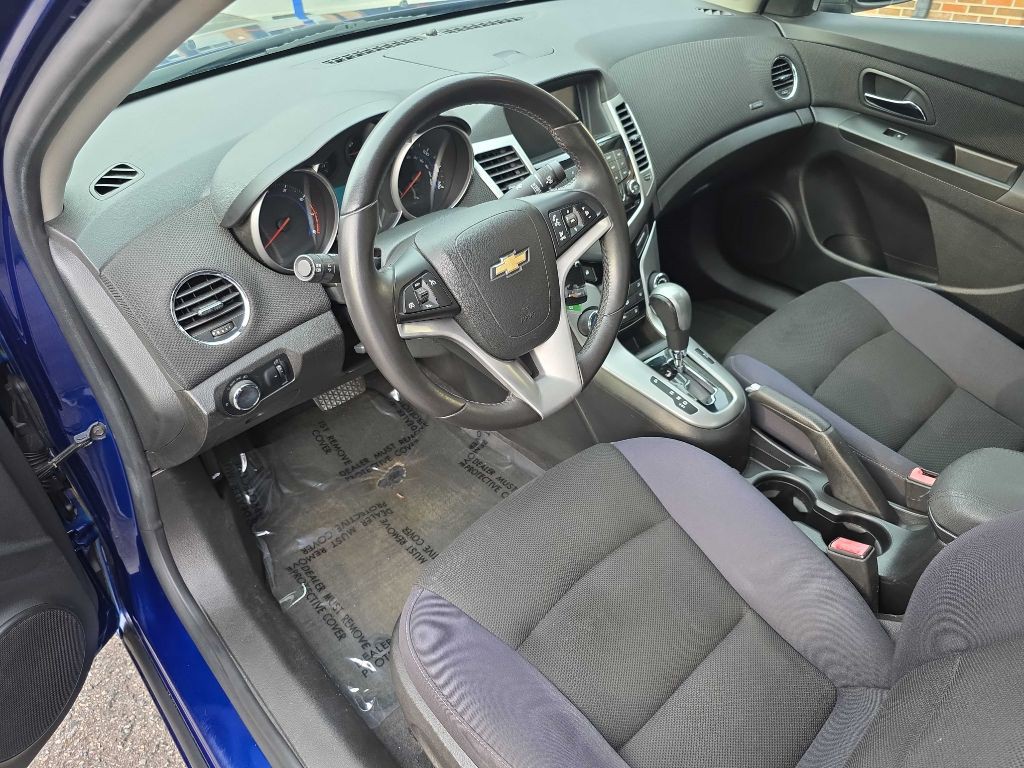 2013 Chevrolet Cruze Image 9