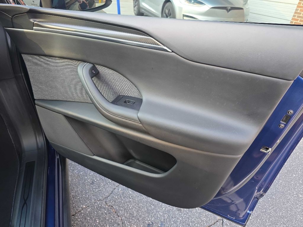 2022 Tesla Model X Image 19