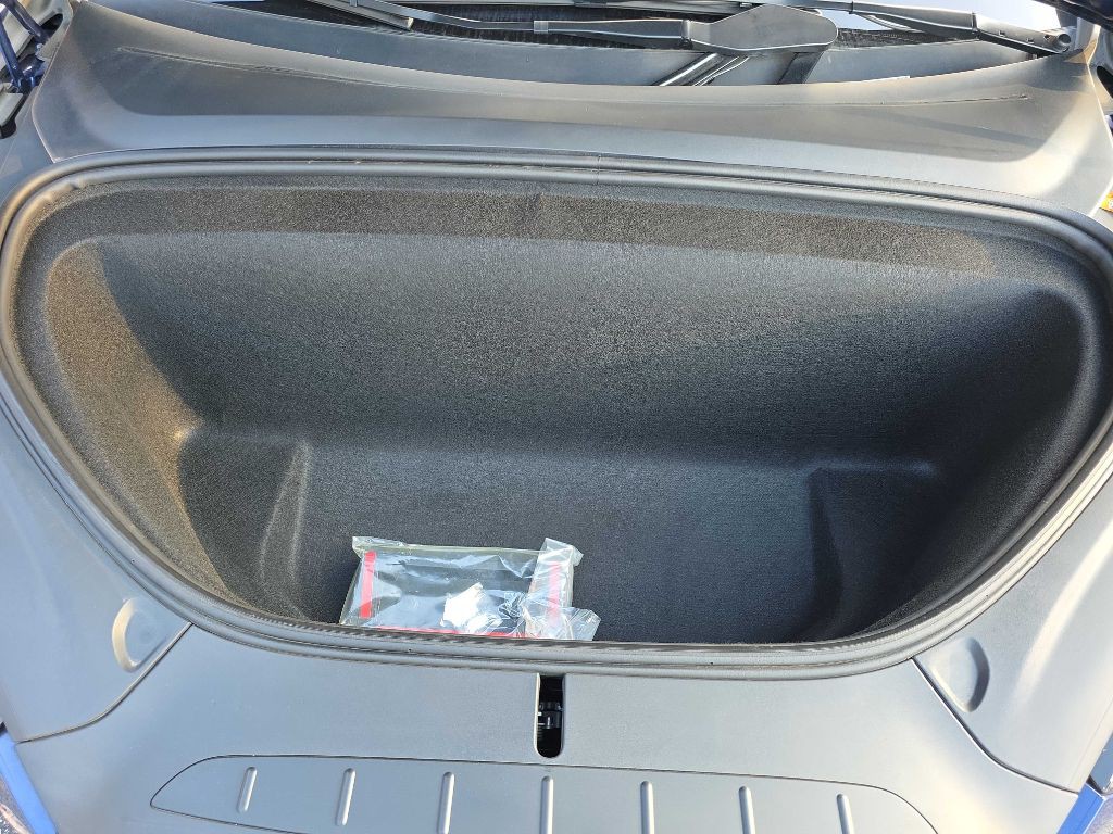 2022 Tesla Model X Image 22