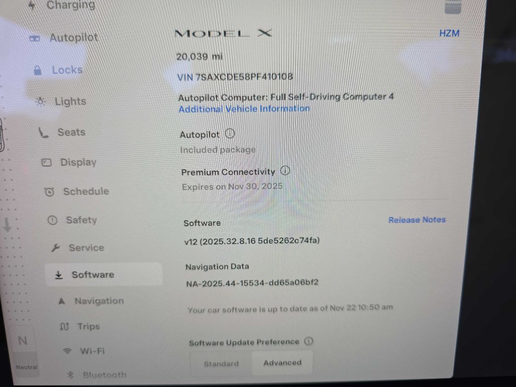 2023 Tesla Model X Image 12