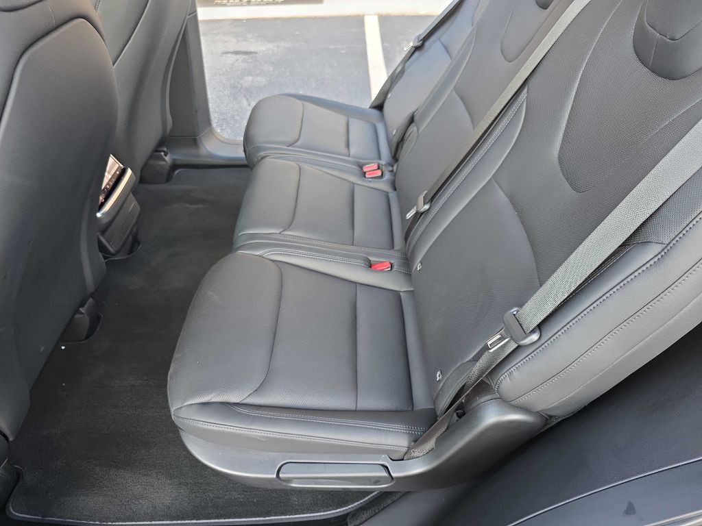 2023 Tesla Model X Image 14