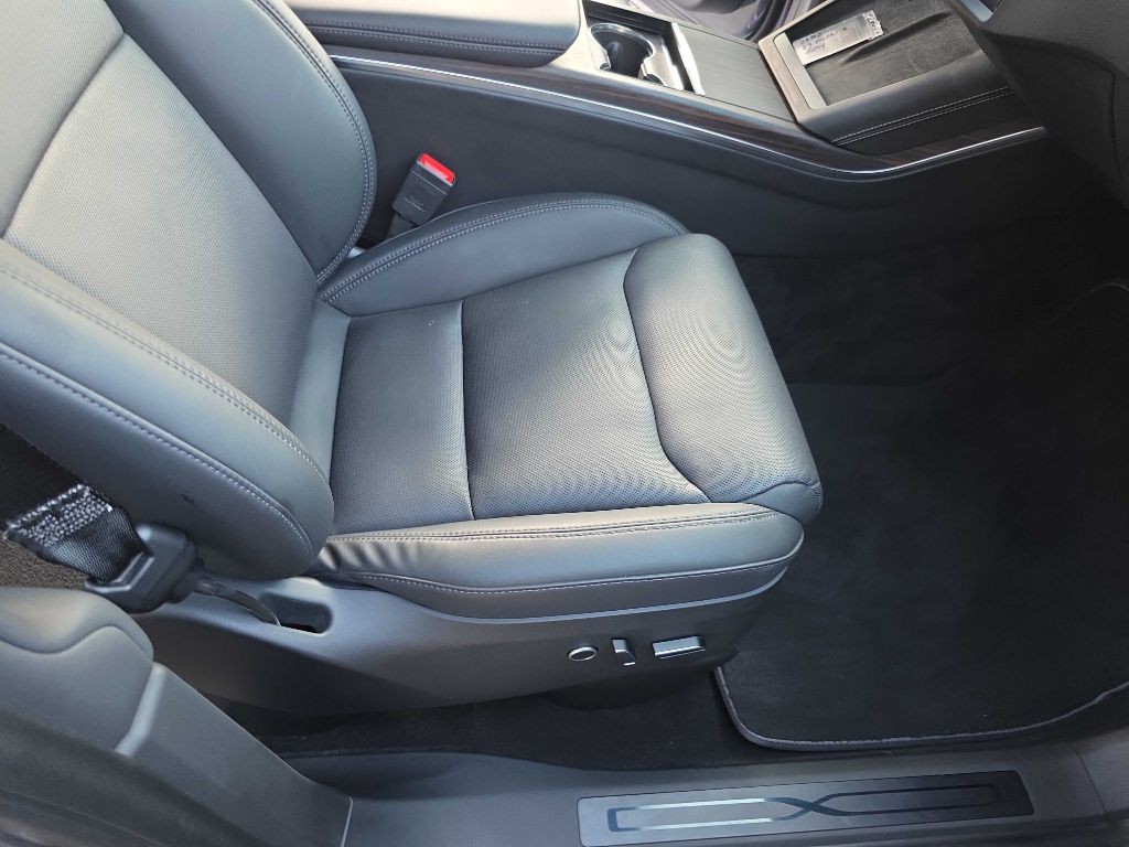 2023 Tesla Model X Image 17