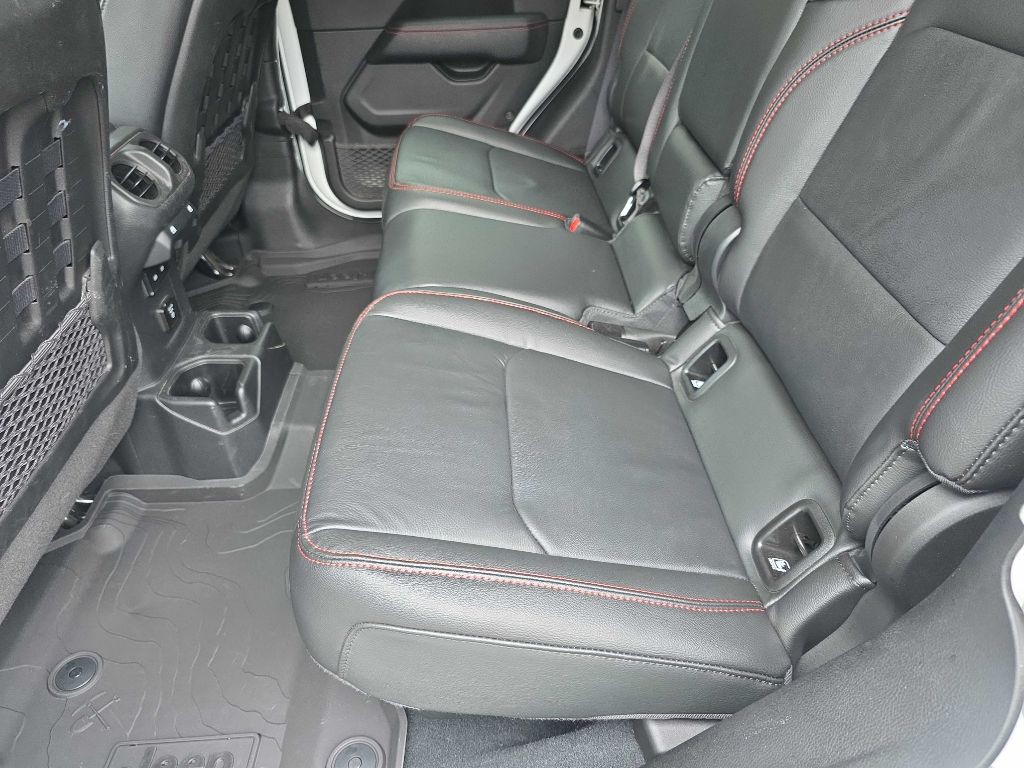 2022 Jeep Gladiator Image 21