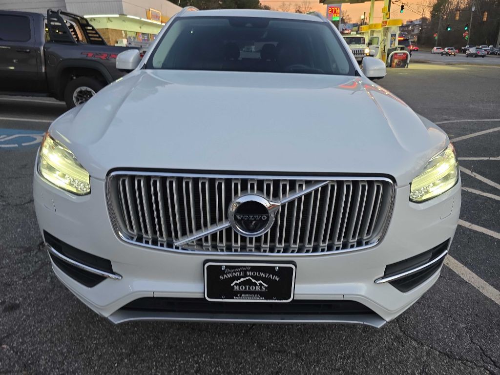 2019 Volvo XC90 Image 8
