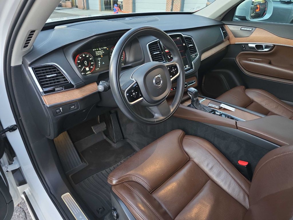 2019 Volvo XC90 Image 9