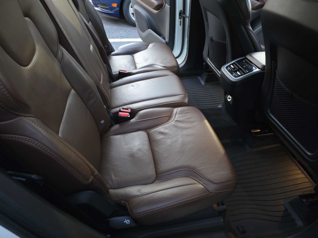 2019 Volvo XC90 Image 20
