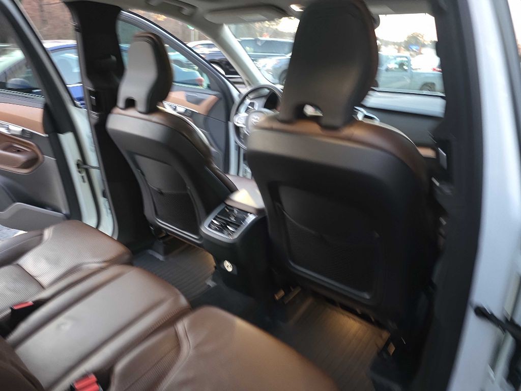 2019 Volvo XC90 Image 21