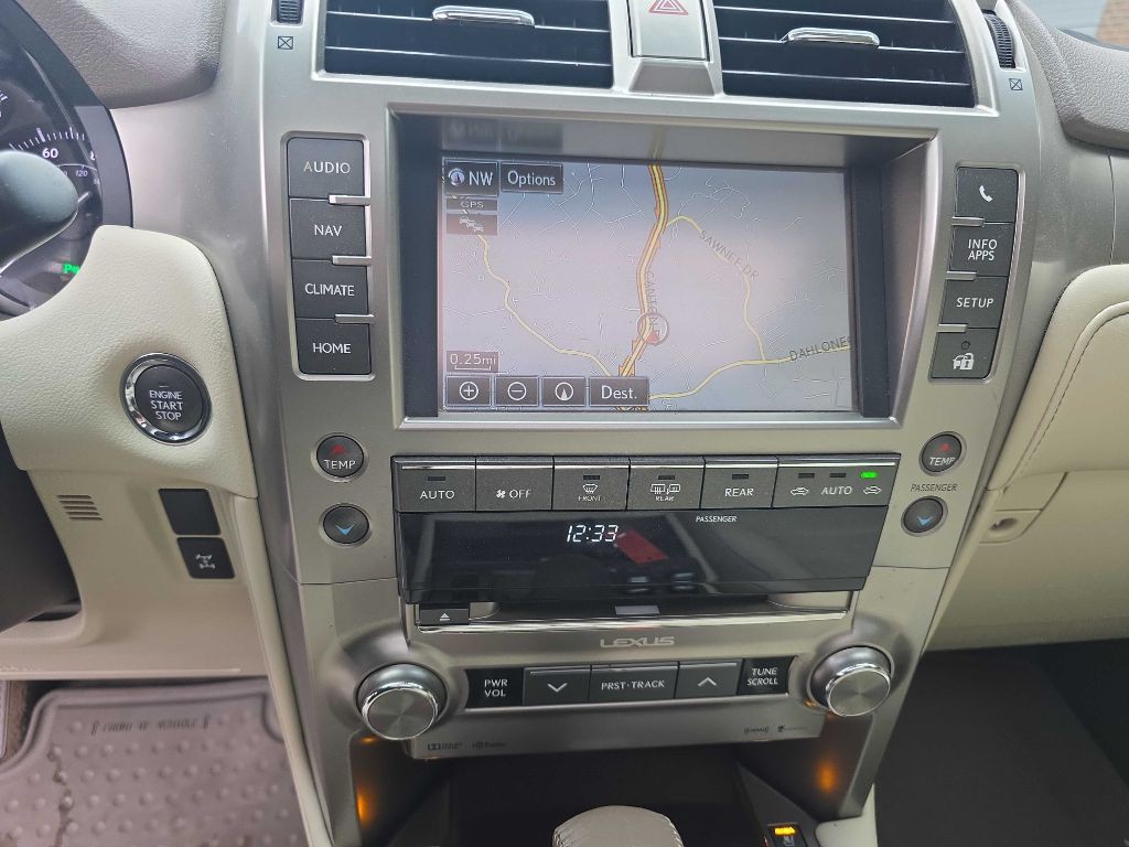 2015 Lexus GX 460 Image 14