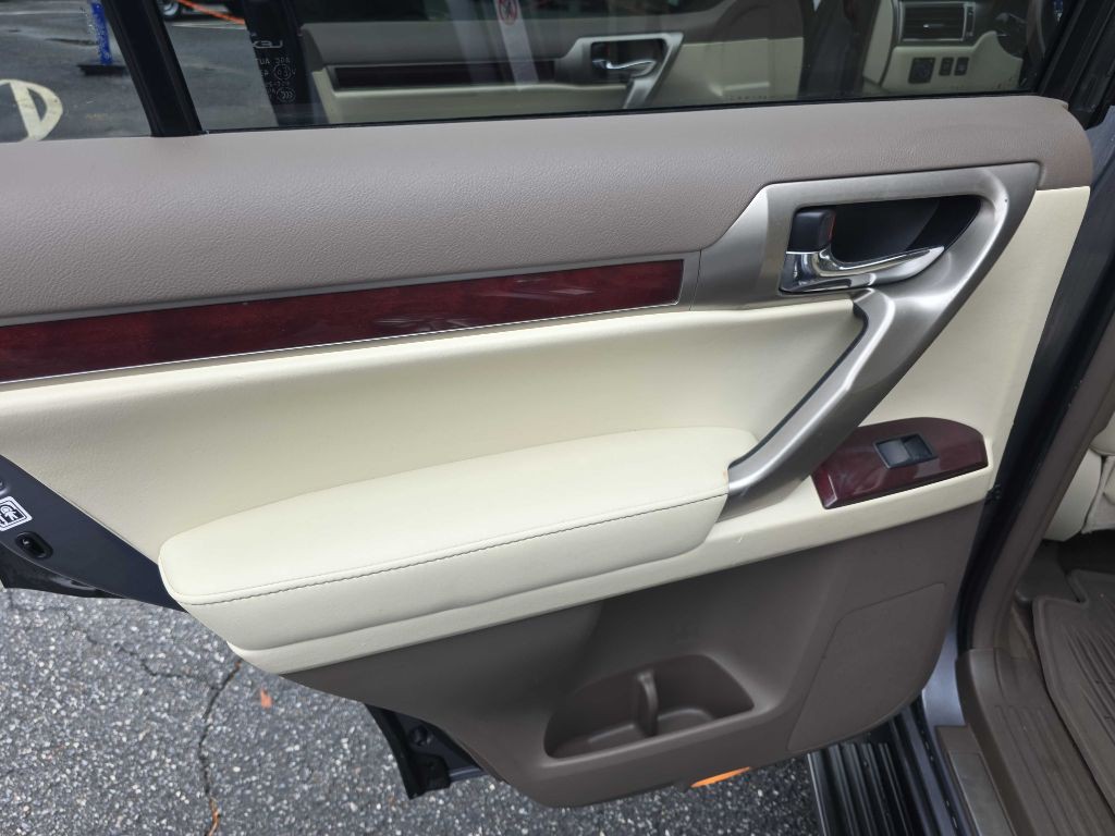 2015 Lexus GX 460 Image 20