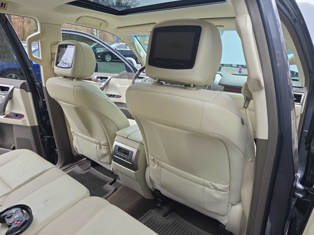 2015 Lexus GX 460 Image 24