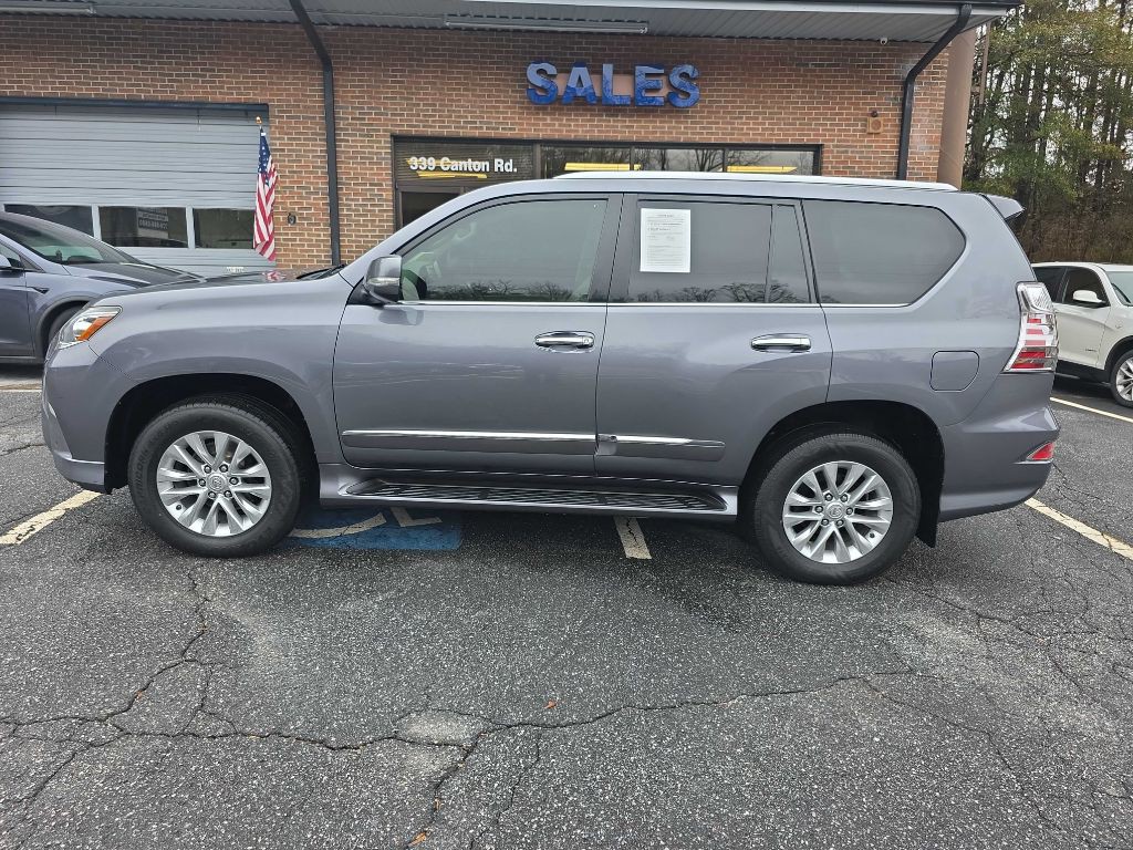 2015 Lexus GX 460 Image 2