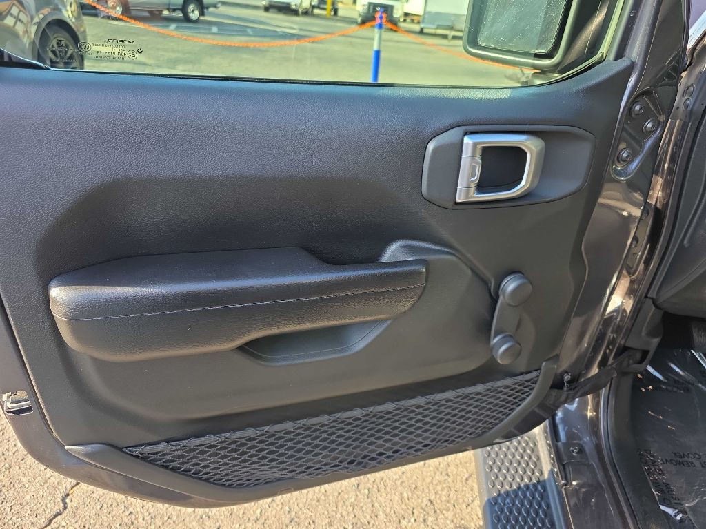 2020 Jeep Wrangler Unlimited Image 12