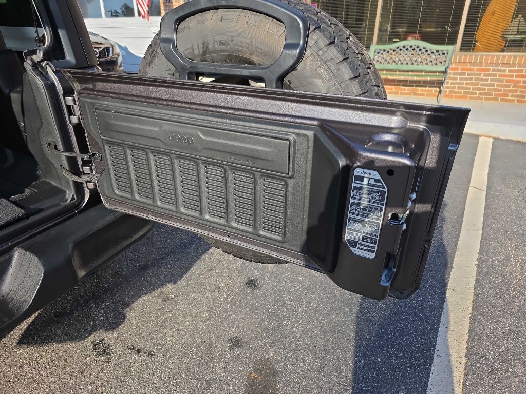 2020 Jeep Wrangler Unlimited Image 19