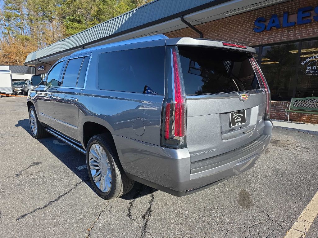 2019 Cadillac Escalade Image 3