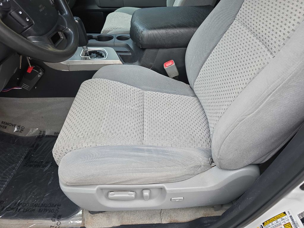 2010 Toyota Tundra Image 10