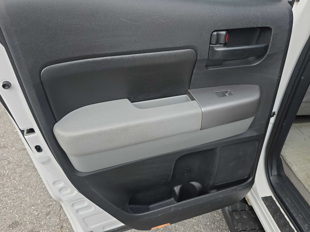 2010 Toyota Tundra Image 18