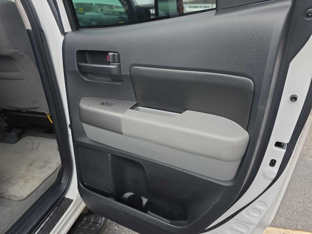 2010 Toyota Tundra Image 19