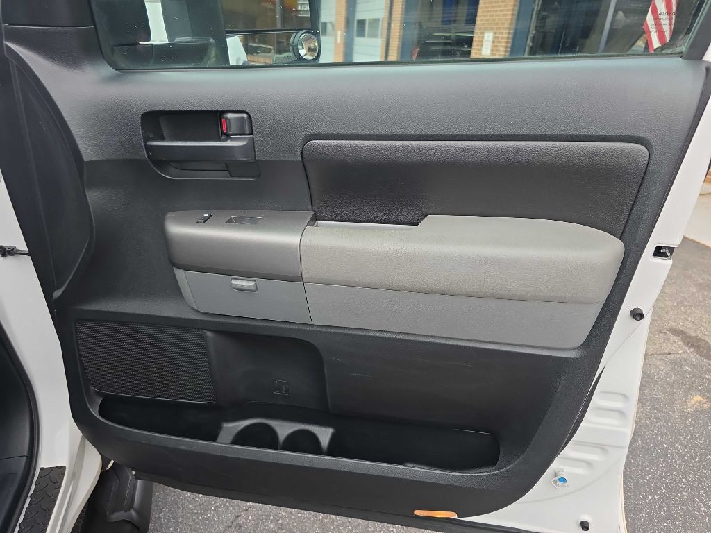 2010 Toyota Tundra Image 23