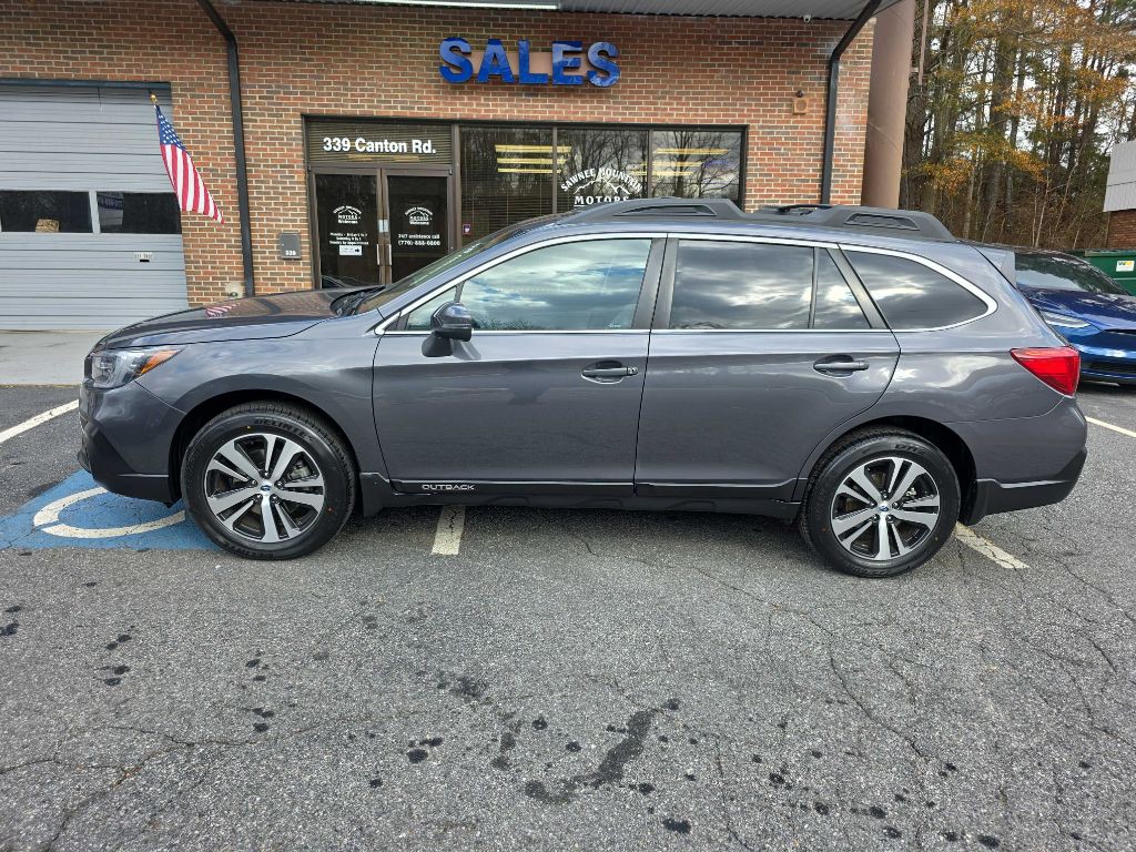 2018 Subaru Outback Image 2