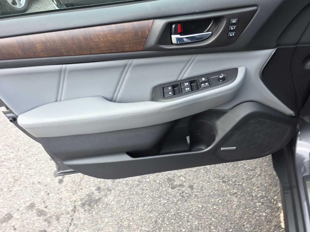 2018 Subaru Outback Image 15