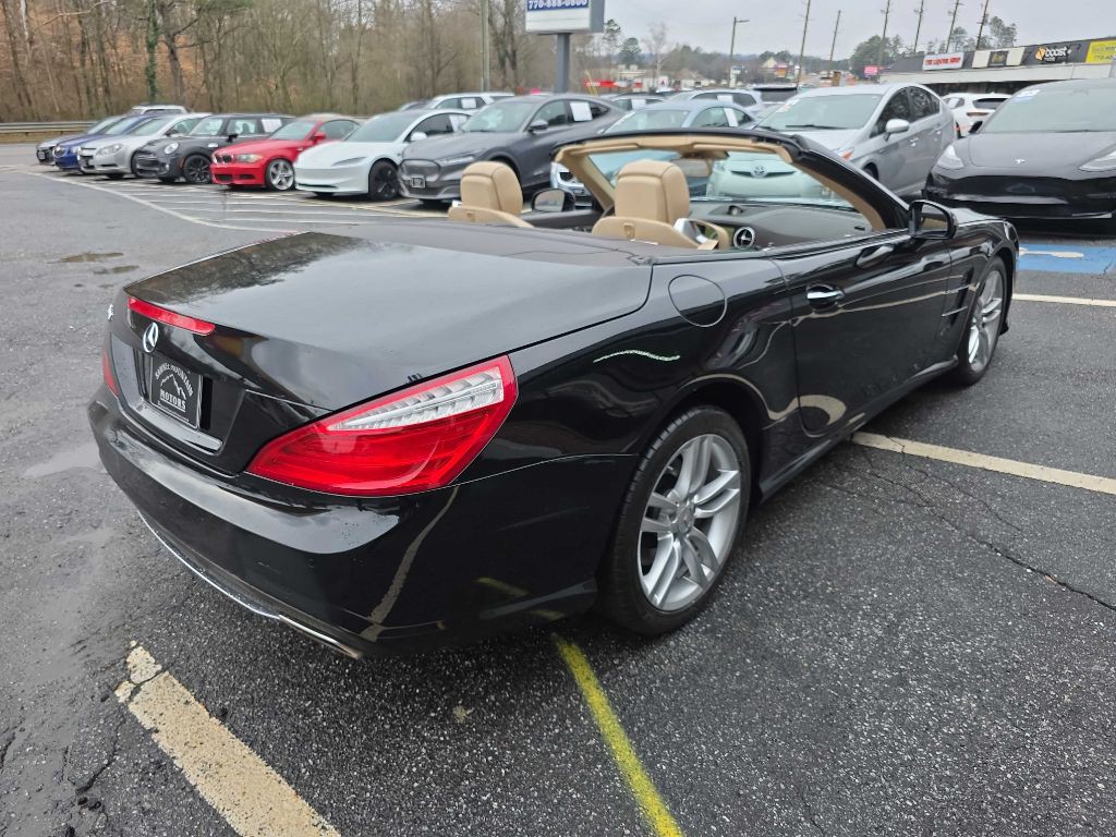 2013 Mercedes-Benz SL-Class Image 6
