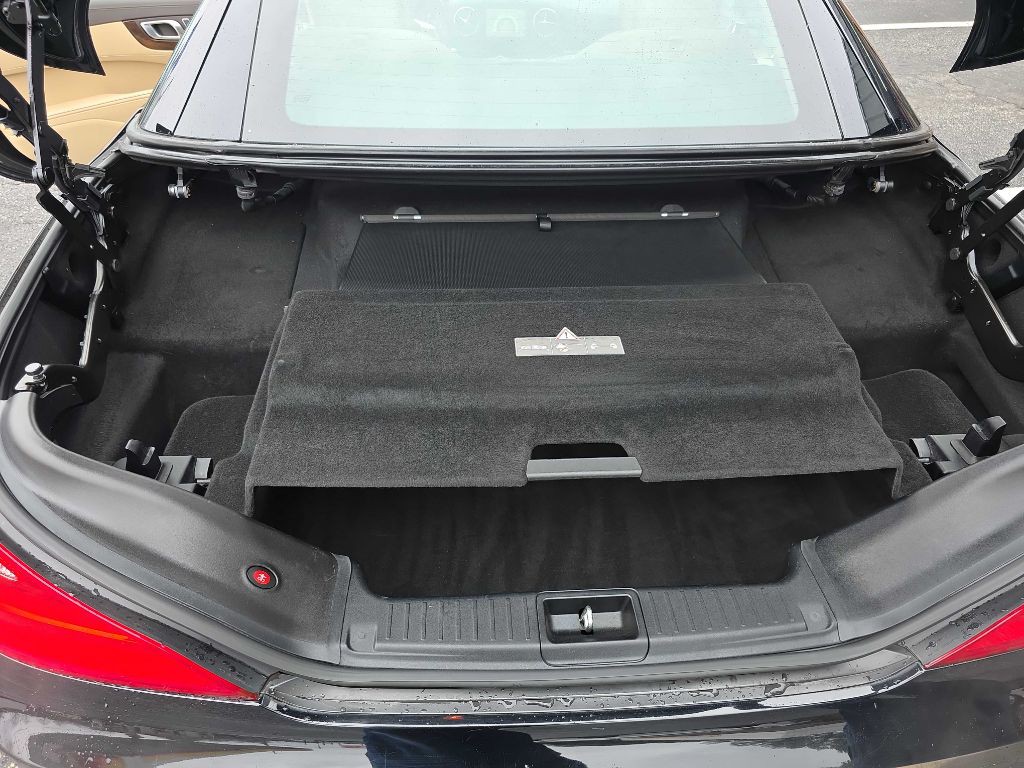 2013 Mercedes-Benz SL-Class Image 18