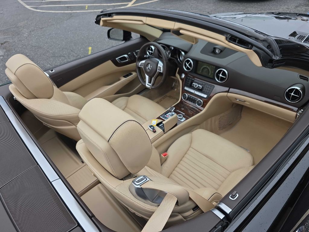2013 Mercedes-Benz SL-Class Image 22