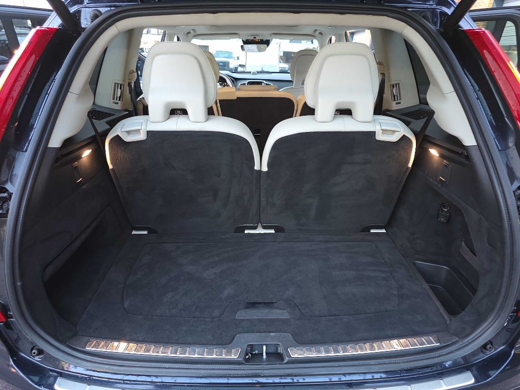 2016 Volvo XC90 Image 22