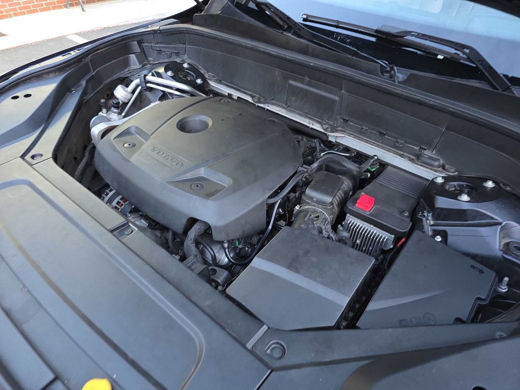 2016 Volvo XC90 Image 28