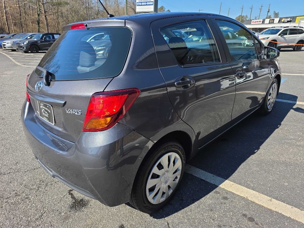 2017 Toyota Yaris Image 5