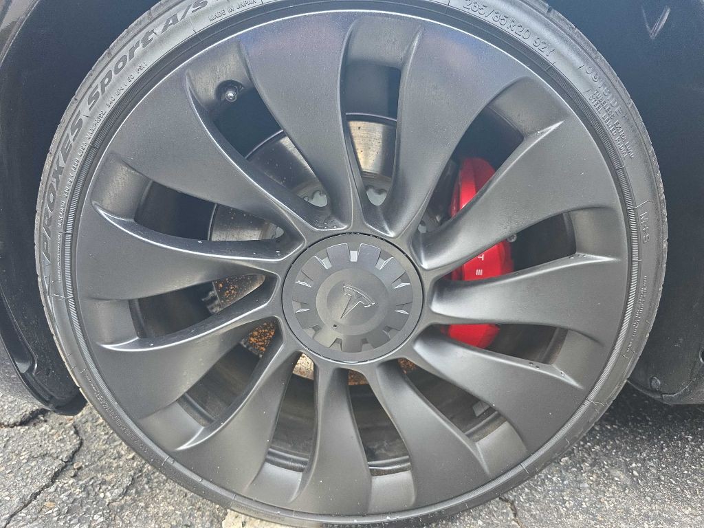 2022 Tesla Model Y Image 21