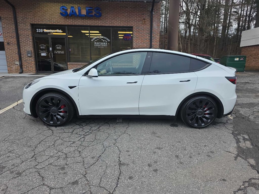 2022 Tesla Model Y Image 2