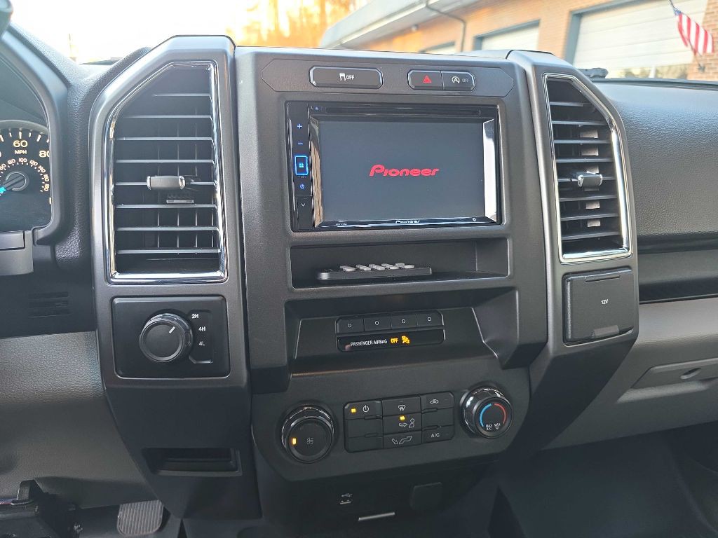 2017 Ford F-150 Image 12