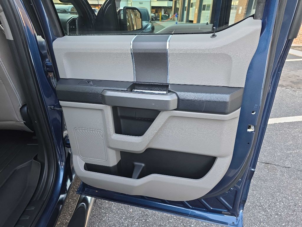 2017 Ford F-150 Image 17