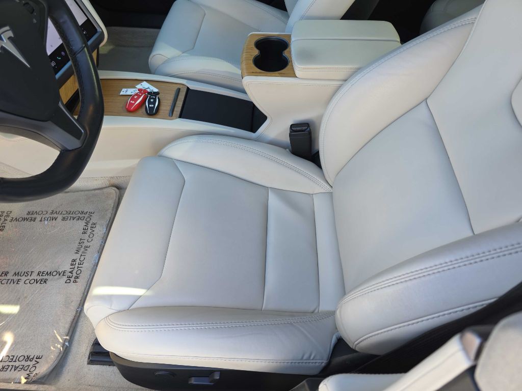 2019 Tesla Model S Image 10