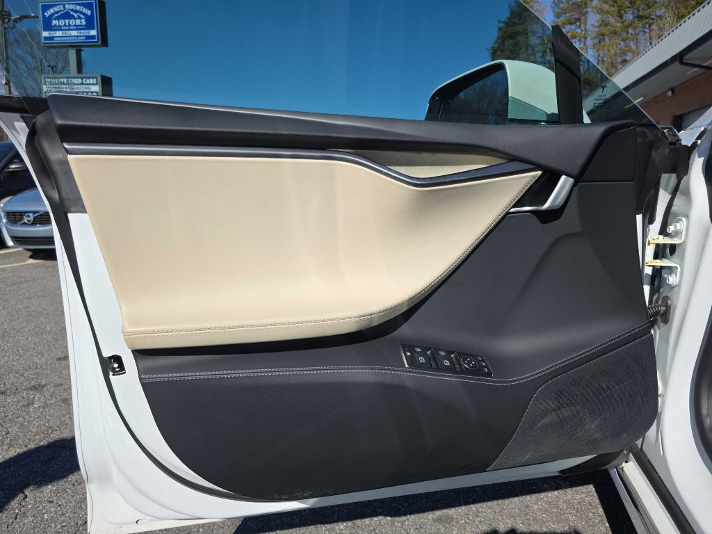 2019 Tesla Model S Image 11