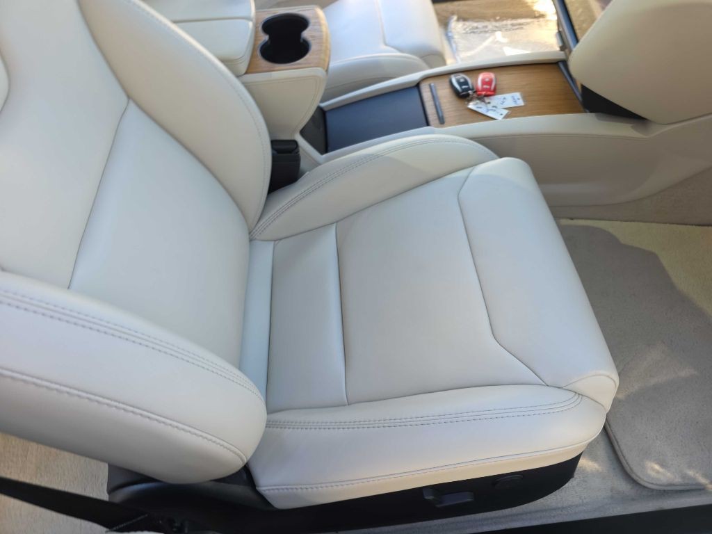 2019 Tesla Model S Image 22