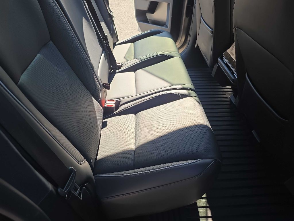 2024 Tesla Cybertruck Image 19