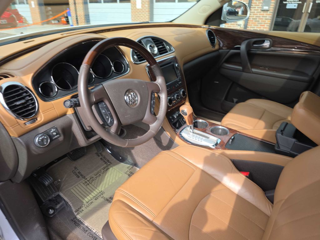 2016 Buick Enclave Image 9