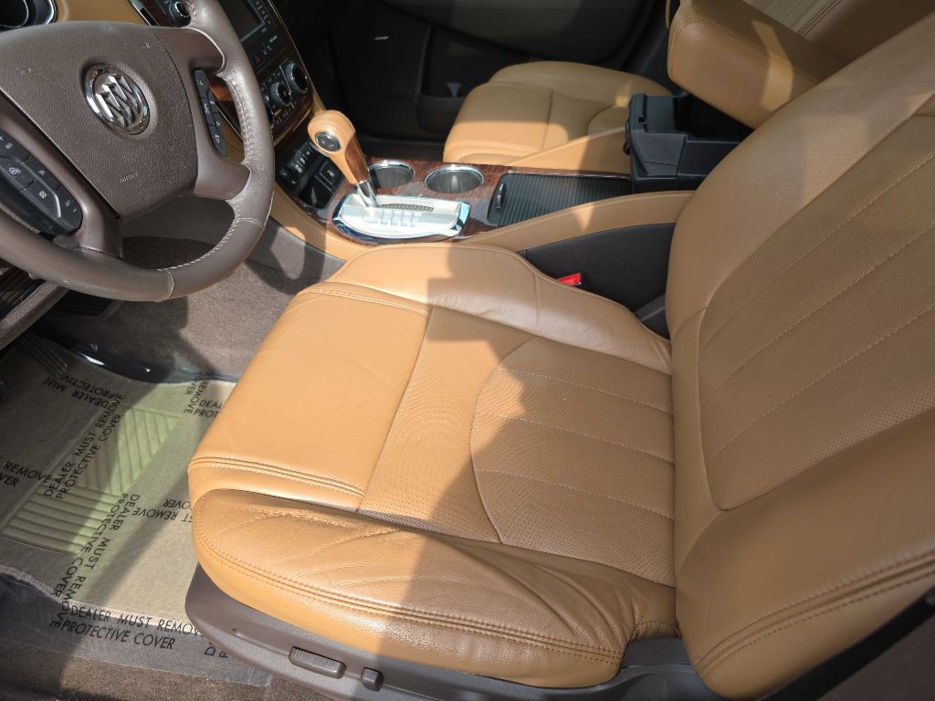 2016 Buick Enclave Image 10