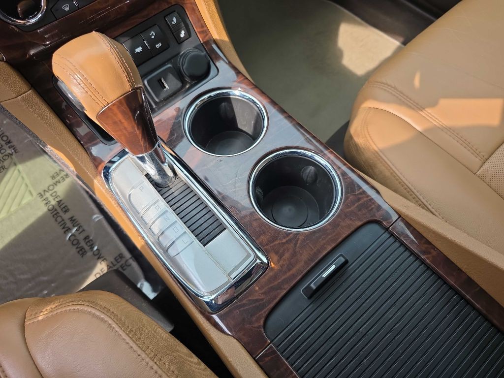 2016 Buick Enclave Image 18