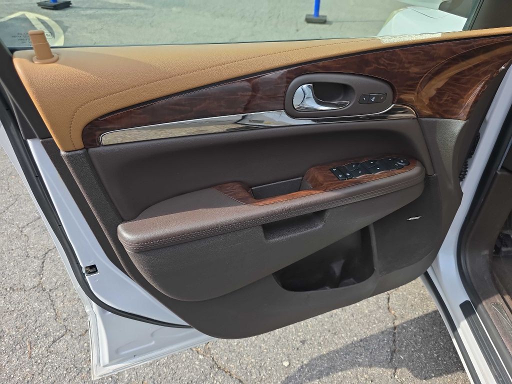 2016 Buick Enclave Image 19