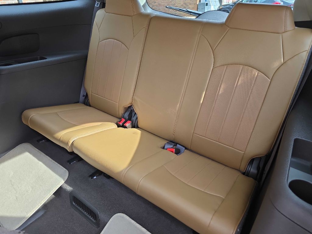 2016 Buick Enclave Image 23