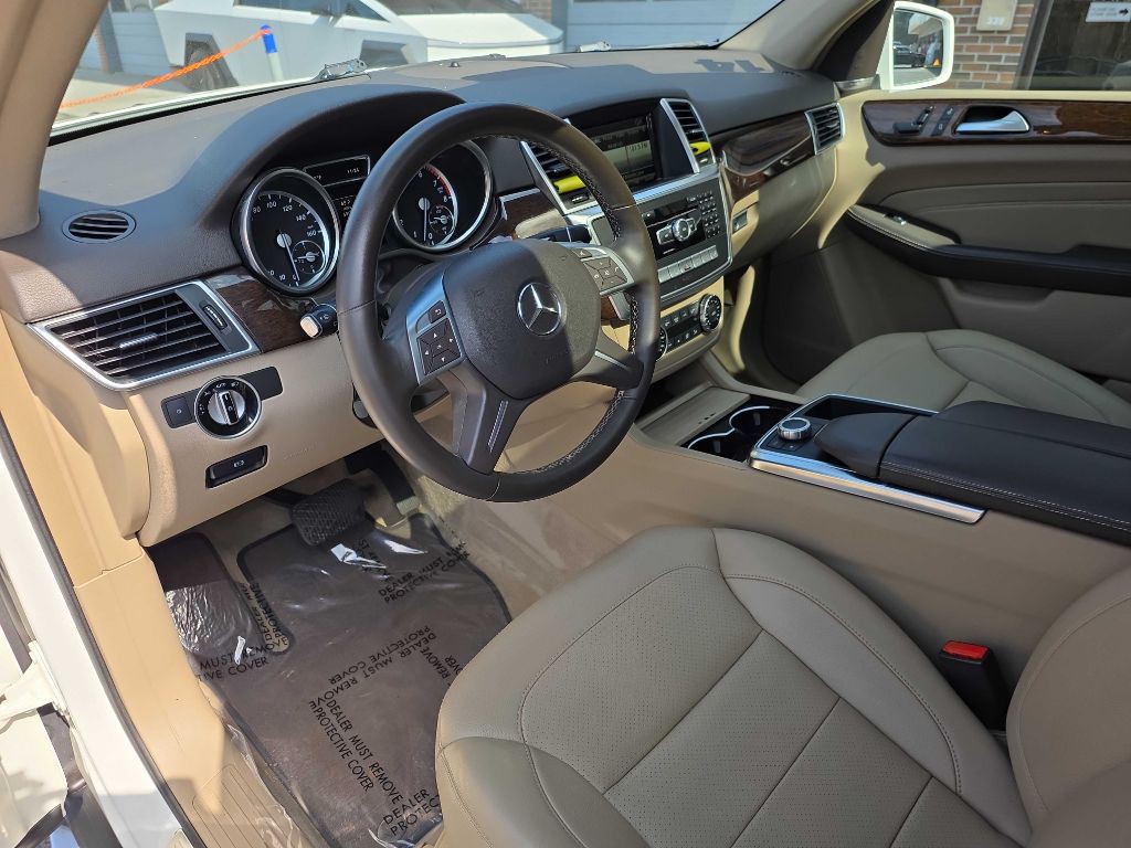 2014 Mercedes-Benz M-Class Image 9