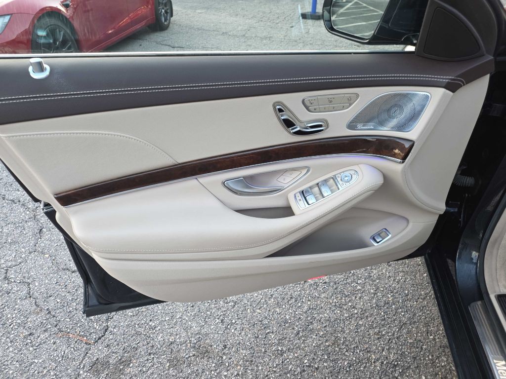 2015 Mercedes-Benz S-Class Image 11