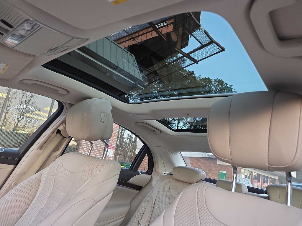 2015 Mercedes-Benz S-Class Image 12