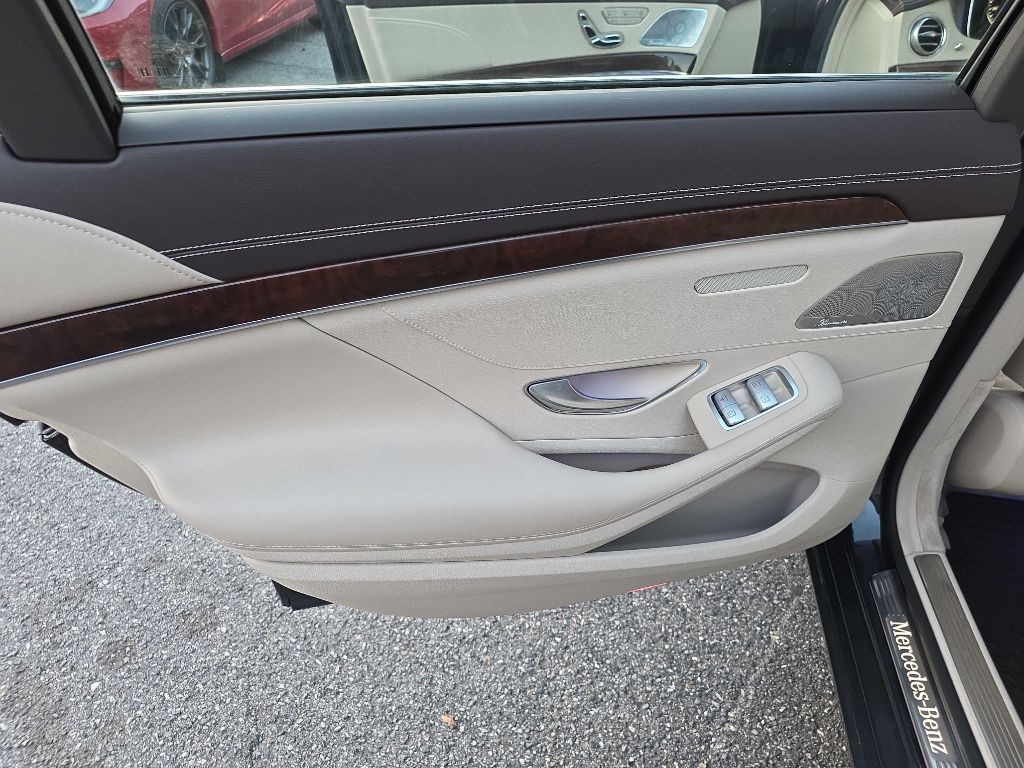 2015 Mercedes-Benz S-Class Image 20