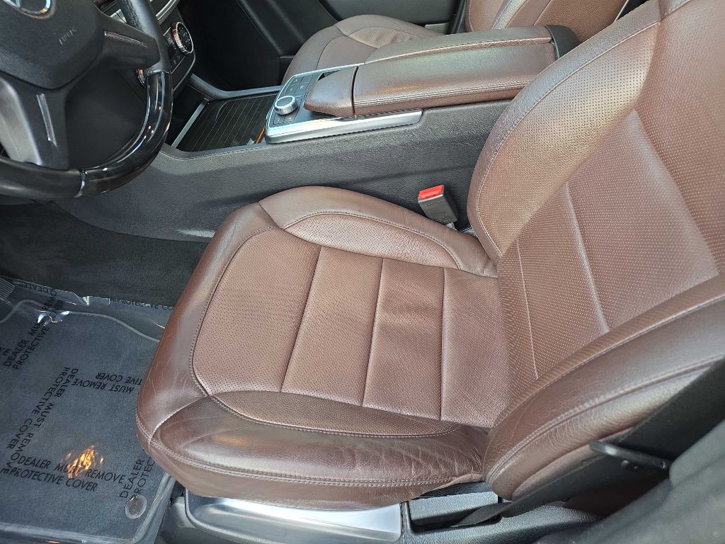 2015 Mercedes-Benz GL-Class Image 10